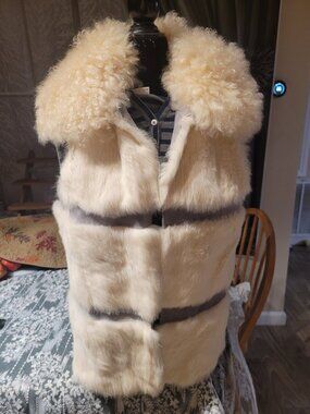 Custom Genuine Rabbit Fur Vest Mongolian Lamb Collar Suede Cream M Never Worn